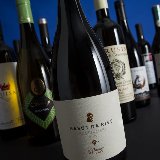 Ampia scelta di pregiati vini friulani